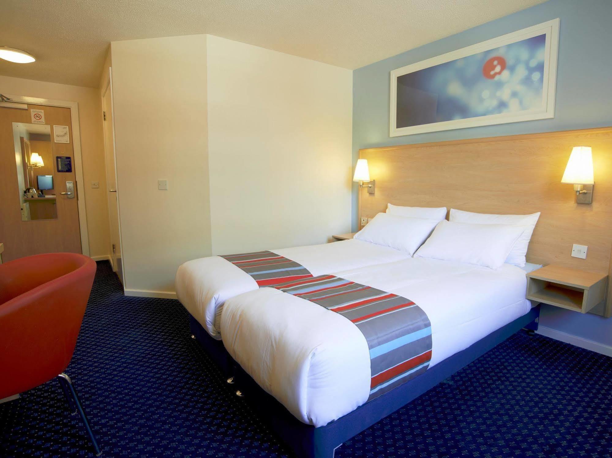 Travelodge Aberdeen Central Zewnętrze zdjęcie