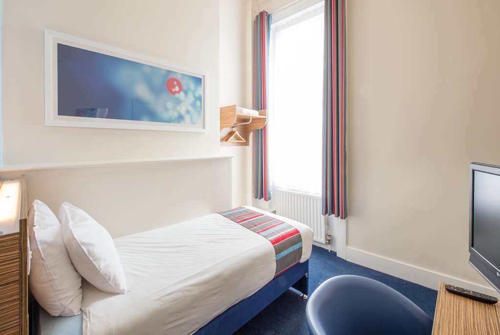 Travelodge Aberdeen Central Pokój zdjęcie