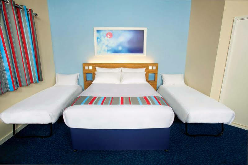 Travelodge Aberdeen Central Zewnętrze zdjęcie